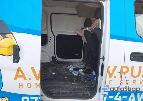 2015 Nissan Nv200 S/Sv from USA, damaged, VIN 3N6CM0KN7FK691648